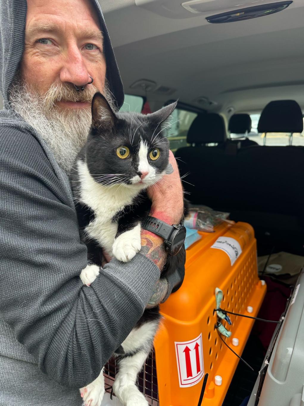 b9fc7843-6c74-4d89-a7b4-ca5244ad3f37