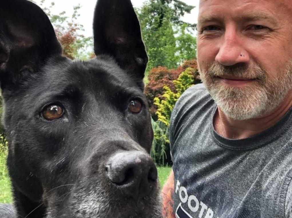 DFF8AC4E-1C55-4645-8C75-059D33C9FCF8